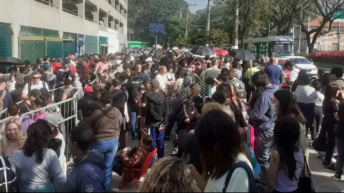 Polícia realiza operação na venda de ingressos para shows da TAYLOR