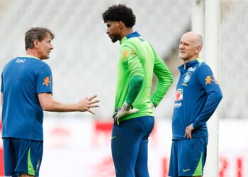 Imagens da preparação para Brasil x Japão