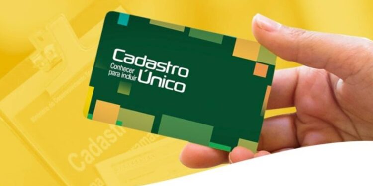 CadÚnico 2025: lei assinada por Lula libera novo benefício em outubro
