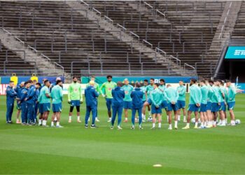 Seleção brasileira joga amistoso nesta semana; descubra como ficou a escalação após três cortes