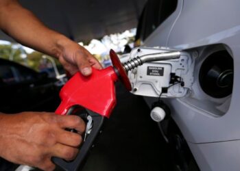 Preço da gasolina: R$ 0,10 mais barato nos postos a partir desta semana