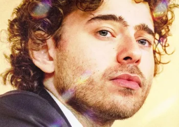 Bilionário mais jovem do mundo não é herdeiro; fundou site de apostas milionário