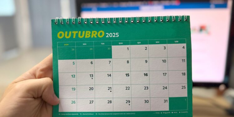 Feriado 12/10: Quem tem direito a TRÊS dias de folga!