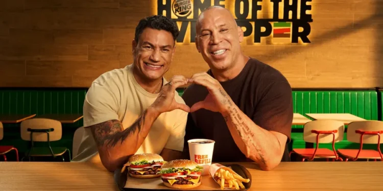 Popó e Wanderlei Silva deixam o ringue e estrelam propaganda inusitada sobre reconciliação