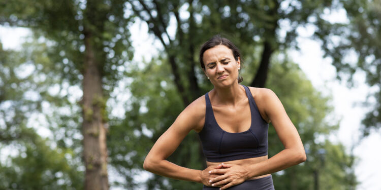 Sinais comuns — mas ignorados — que indicam que você pode ter problema no fígado