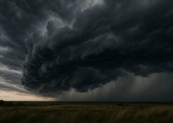 Imagem de um dia de tempestade com ciclone