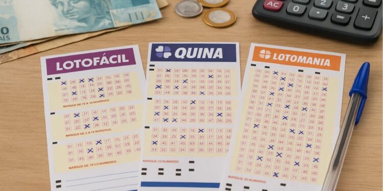 Bilhetes de loterias da Caixa: Lotofácil, Quina e Lotomania