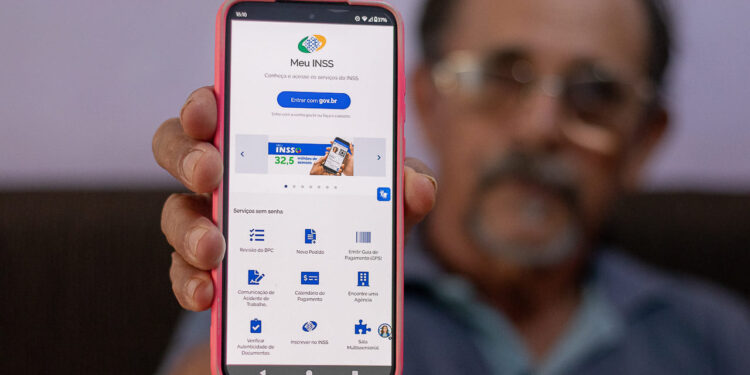 Idosos ganham chance INÉDITA de revisão de benefício no INSS