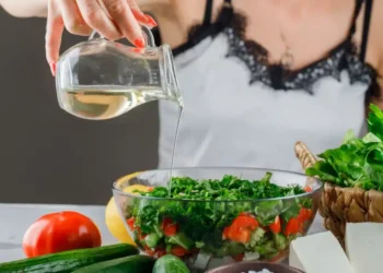 Vinagre MUITO consumido por brasileiros é proibido pela Anvisa; veja porquê