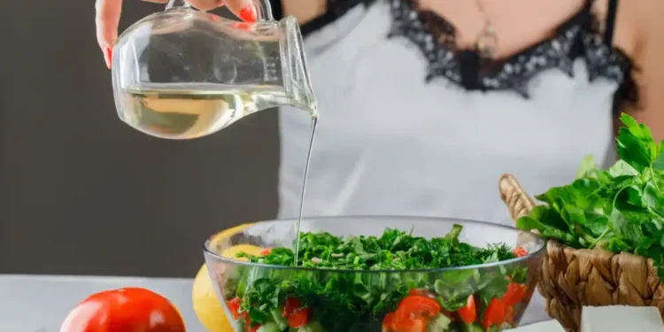 Vinagre MUITO consumido por brasileiros é proibido pela Anvisa; veja porquê