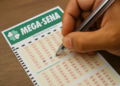 Aposta simples ou bolão? Saiba qual a melhor alternativa para a Mega da Virada