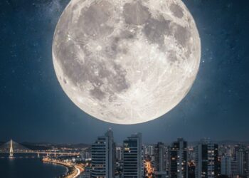 Lua no céu do evento de dia 4/12