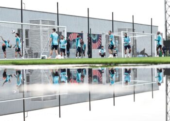 Imagem do treino do Flamengo contra o PSG pela Copa Intercontinental