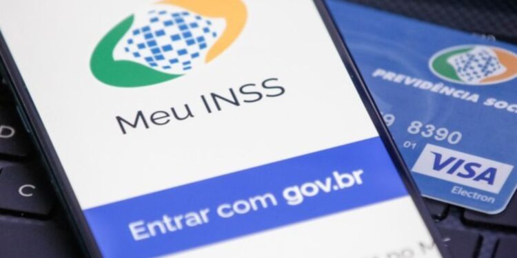 Aplicativo Meu INSS na tela do celular