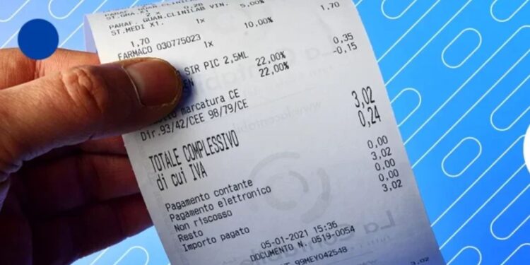 Nota discal em uma mão