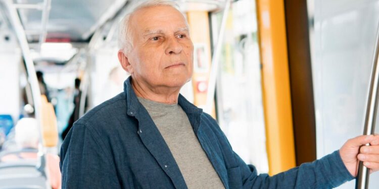 Um idosos que utilizou a tarifa social no Ônibus