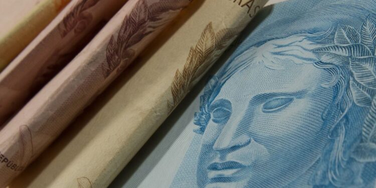 Notas de reais do benefício do PIS/PASEP