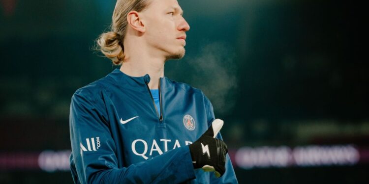 Safonov, goleiro do PSG