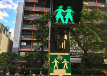 Um dos semáforos inteligentes na cidade