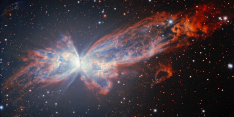 Borboleta cósmica aparece no céu e surpreende até os cientistas! Veja também