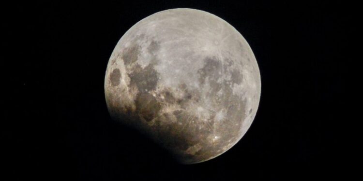 Novo ciclo lunar trará mudanças inesperadas em dezembro de 2025