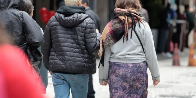 Previsão do tempo: 01/12 a 05/12 – Frente fria e chuva em todo país