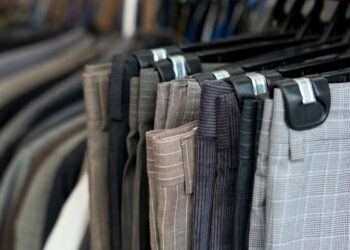 Roupas da marca que abandonou o Brasil