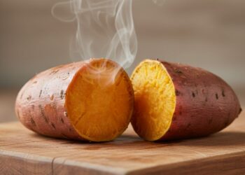 Pouca gente sabe mas esse é o jeito certo de preparar a batata doce e conservar os nutrientes