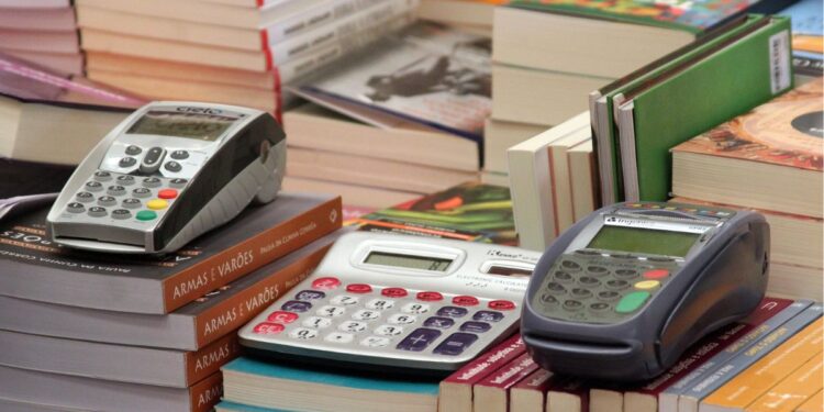 CPF na nota: máquinas de passar cartão