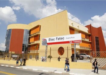 Escola ETEC Guarulhos