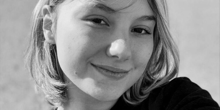 Isabel Veloso em P&B