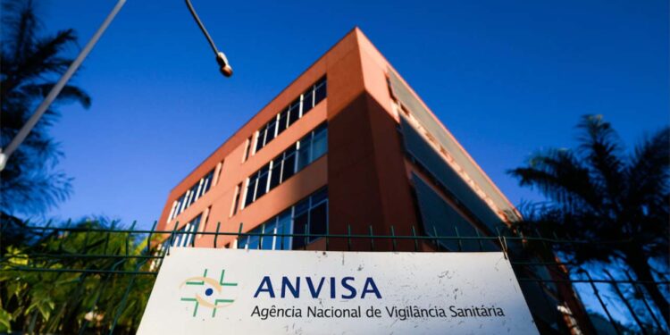 Anvisa manda alerta sobre o chocolate Laka e pede recolhimento após constatar falha