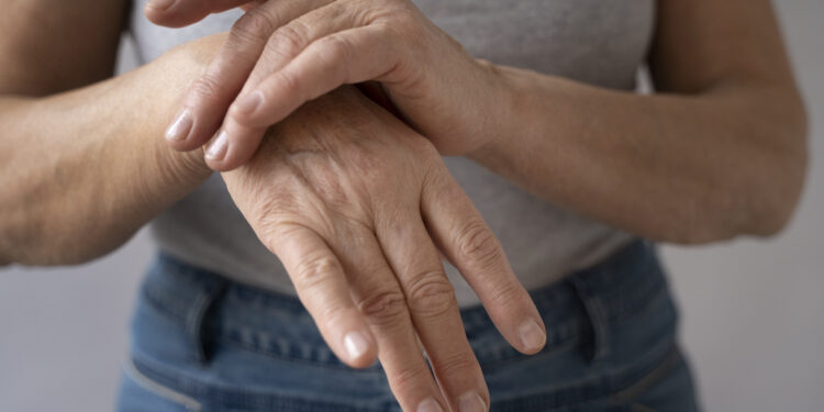 Osteoporose: descubra o hábito que mais afeta seus ossos e saiba como evitar!