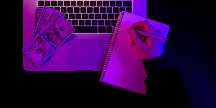Imagem: Reprodução / freepik