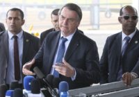 Bolsonaro volta a falar sobre reaberturas de comércios e fim do isolamento