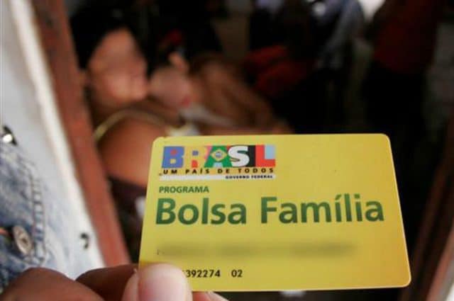 Cancelamento do Bolsa Família atinge centenas de pessoas em SP
