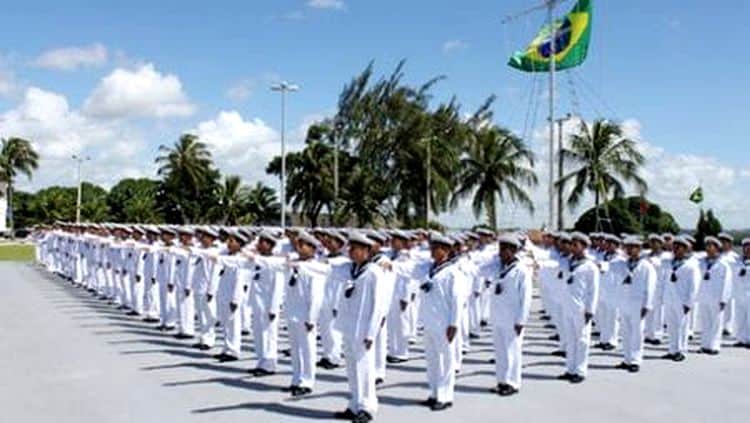 Concurso da Marinha abre 24 vagas para formação do corpo de praças; inscrição online (Imagem: Google)