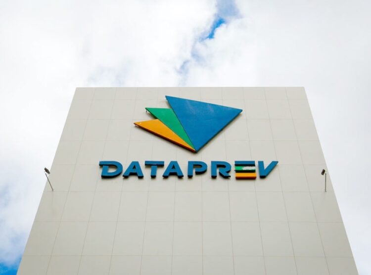 Servidores da Dataprev entram em greve em cinco Estados.