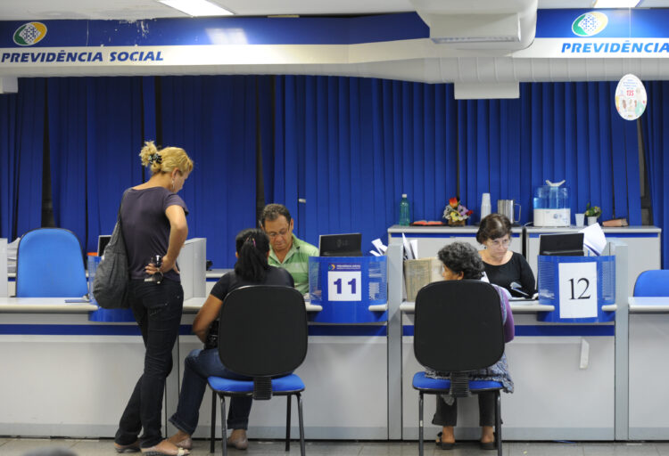 BPC paga até R$1.045 sem exigir contribuição