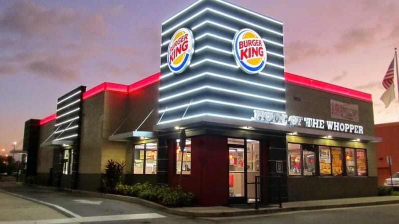 Vagas de emprego no Burger King e C&A para programa de trainee; confira!