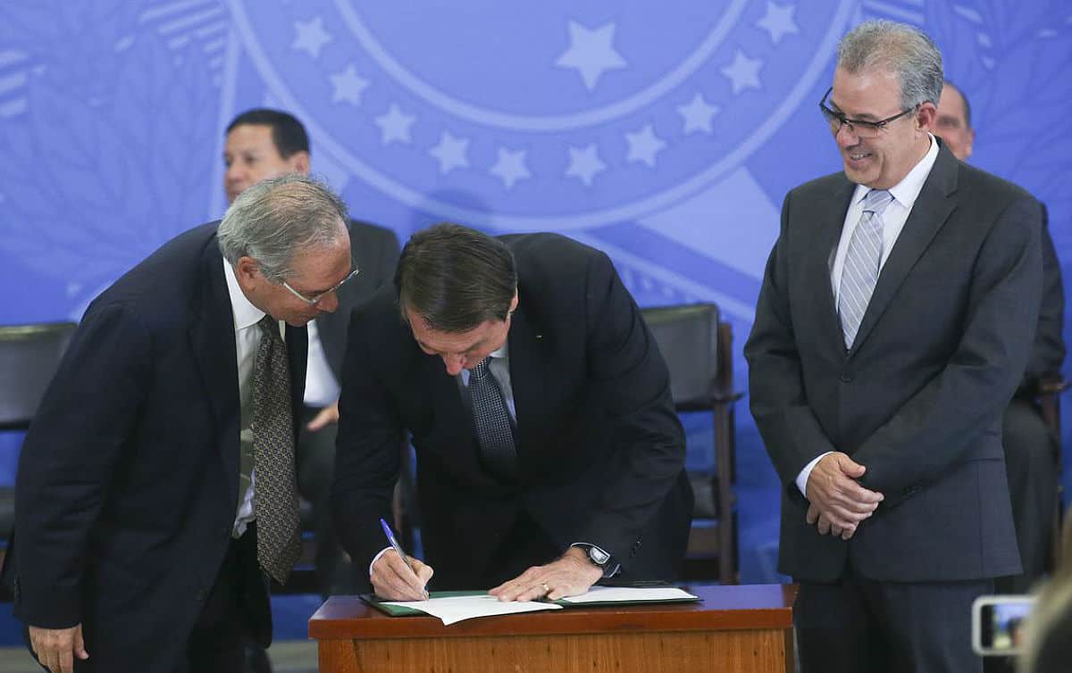 Reforma administrativa deve ser encaminhada ao Congresso; saiba o que muda (Imagem: Reprodução - Google)