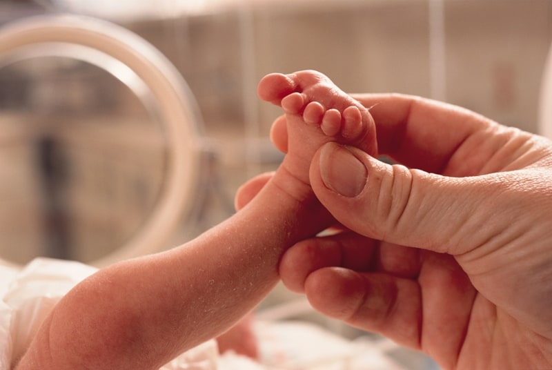 Licença maternidade para mães de prematuros pode ser estendida (Imagem: Reprodução - google) 