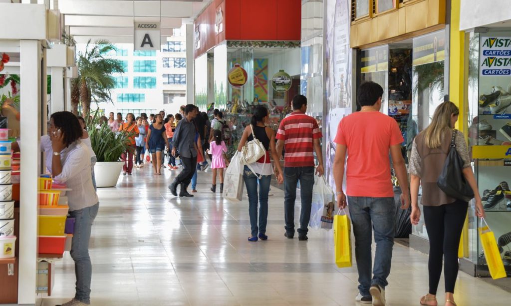 Shoppings fechados tiram emprego de 4 milhões de pessoas (Reprodução/Agência Brasil)