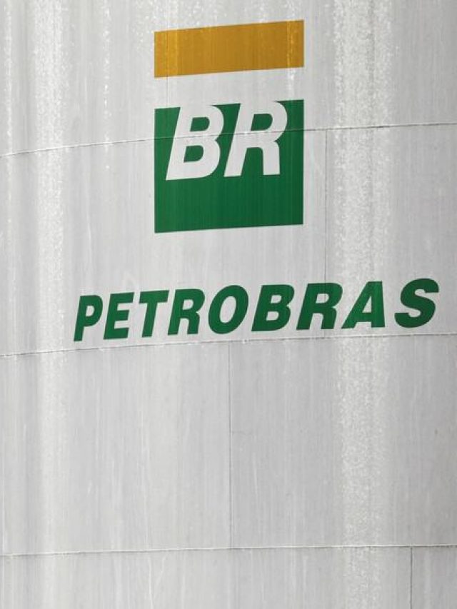 cropped-2019-04-16t224456z-123742583-rc1410441db0-rtrmadp-3-petrobras-pricing.jpg