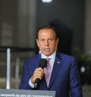 Doria faz novo pronunciamento e comércios ficarão fechados por mais tempo