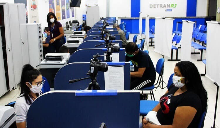 Detran-RJ abre 22 unidades para serviços de habilitação; agende seu horário