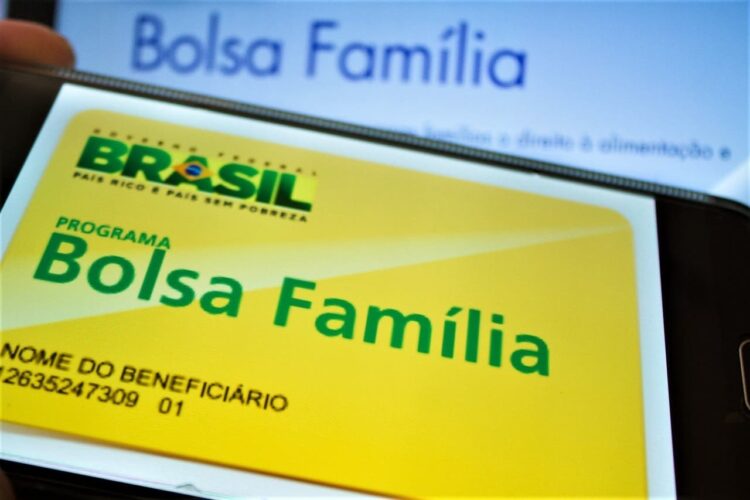 Bolsa Família: 1ª parcela de R$300 já está disponível para SAQUE