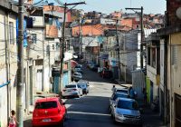 Pandemia causa falta de renda para 21,20% das famílias mais pobres do Brasil