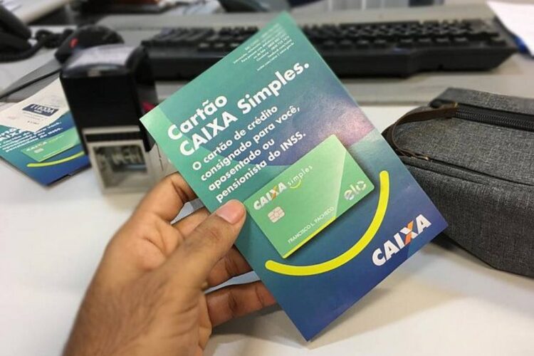 Cartão de crédito consignado Caixa Simples permitirá o limite de crédito de 160%
