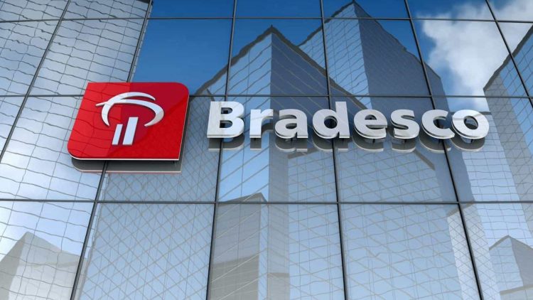 Bradesco lança novo serviço e clientes agradecem
